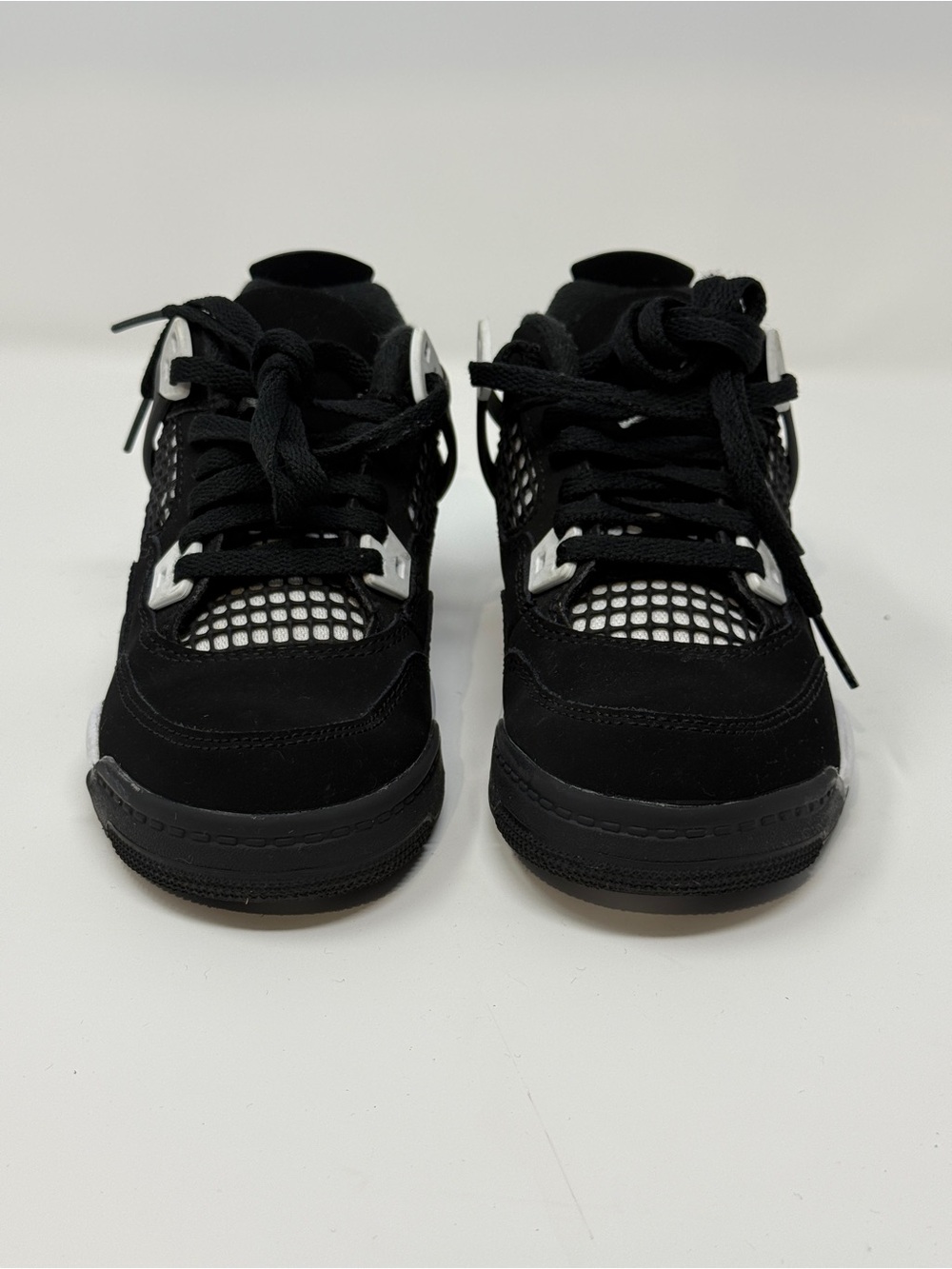 Size 12c- Retro Jordan 4 (ps) Youth Boy